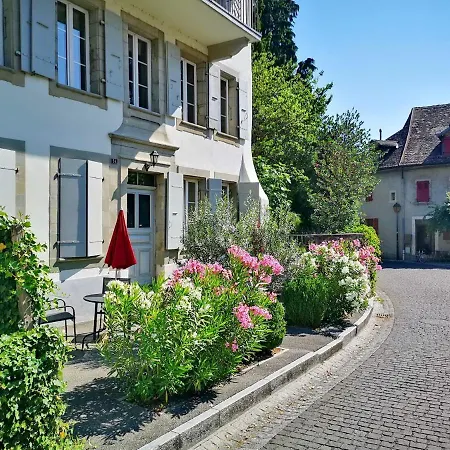 Apartment Le Cinquante Quatre Perroy